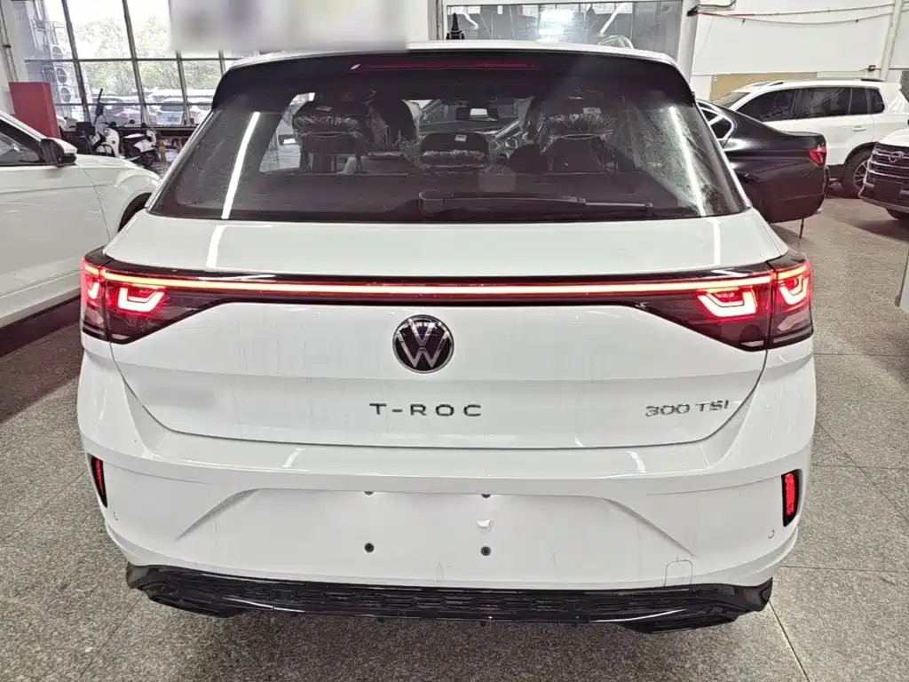 Volkswagen T-Roc 2026 300TSI DSG