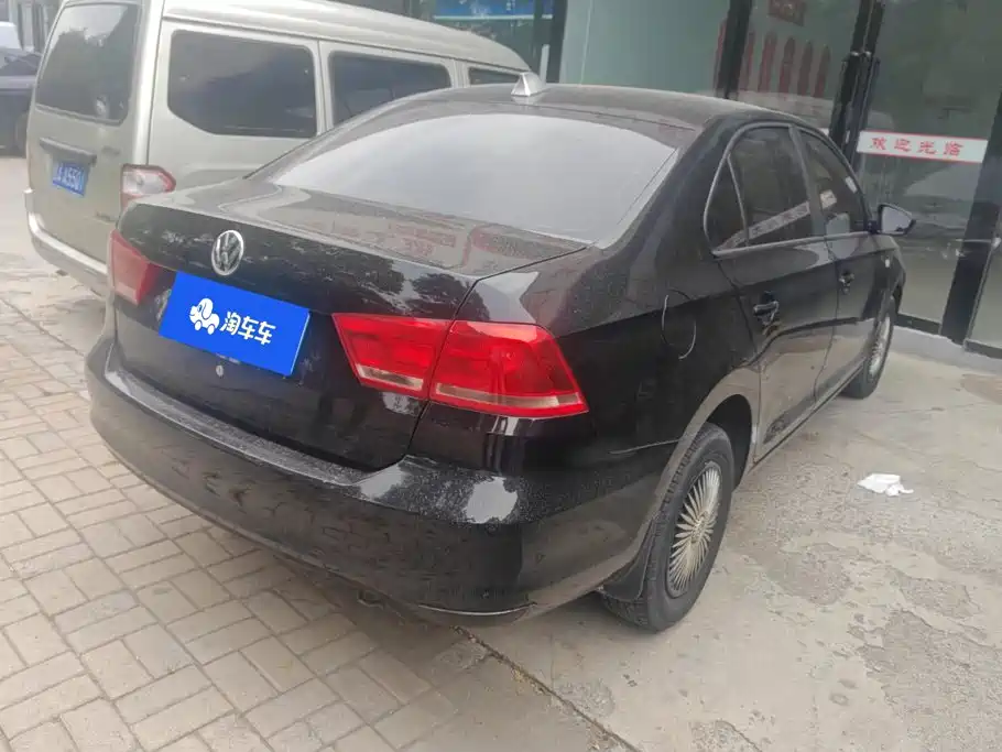 Volkswagen Santana — миниатюра 3