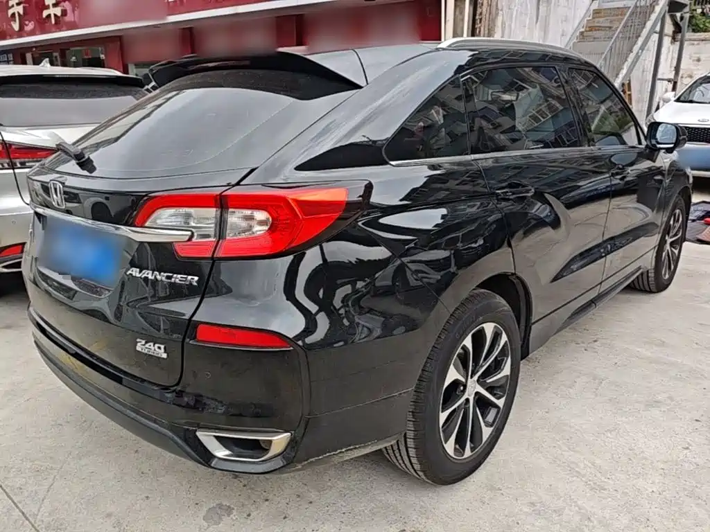 Honda Avancier 2017 240TURBO Premium
