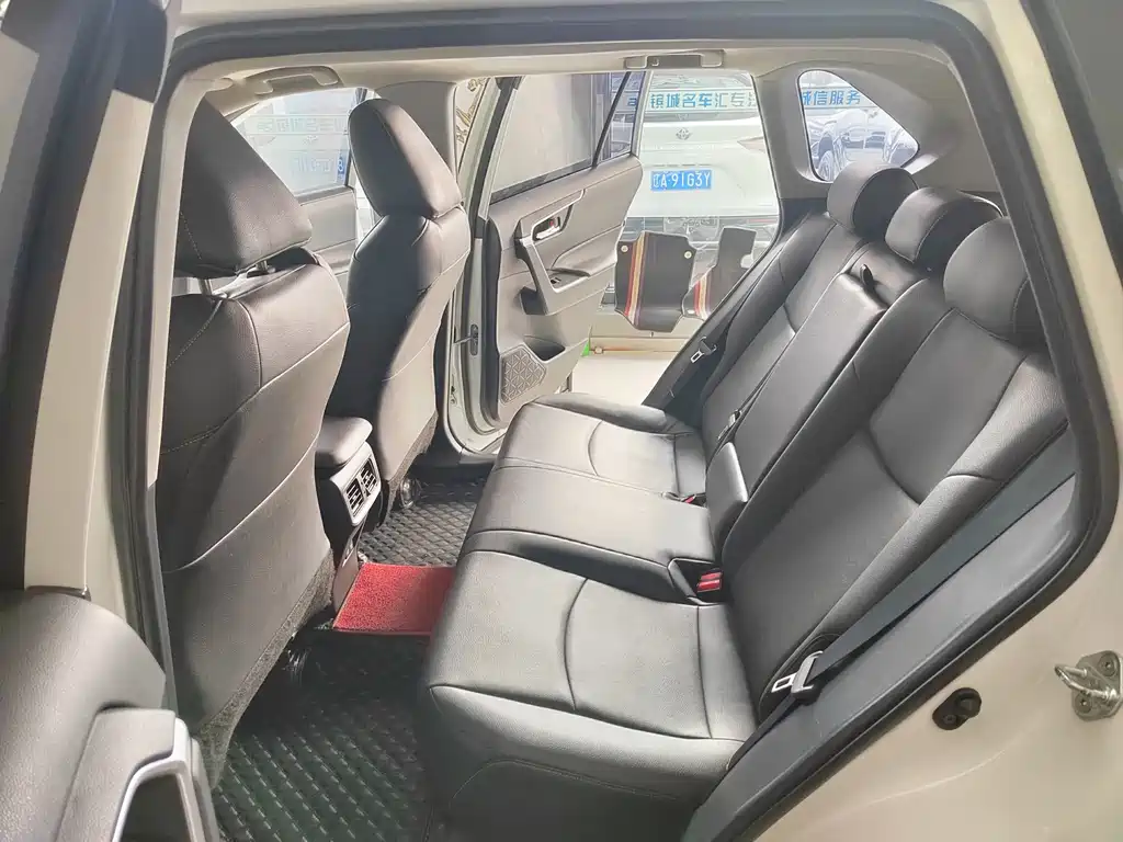 TOYOTA RAV4 RONGFANG