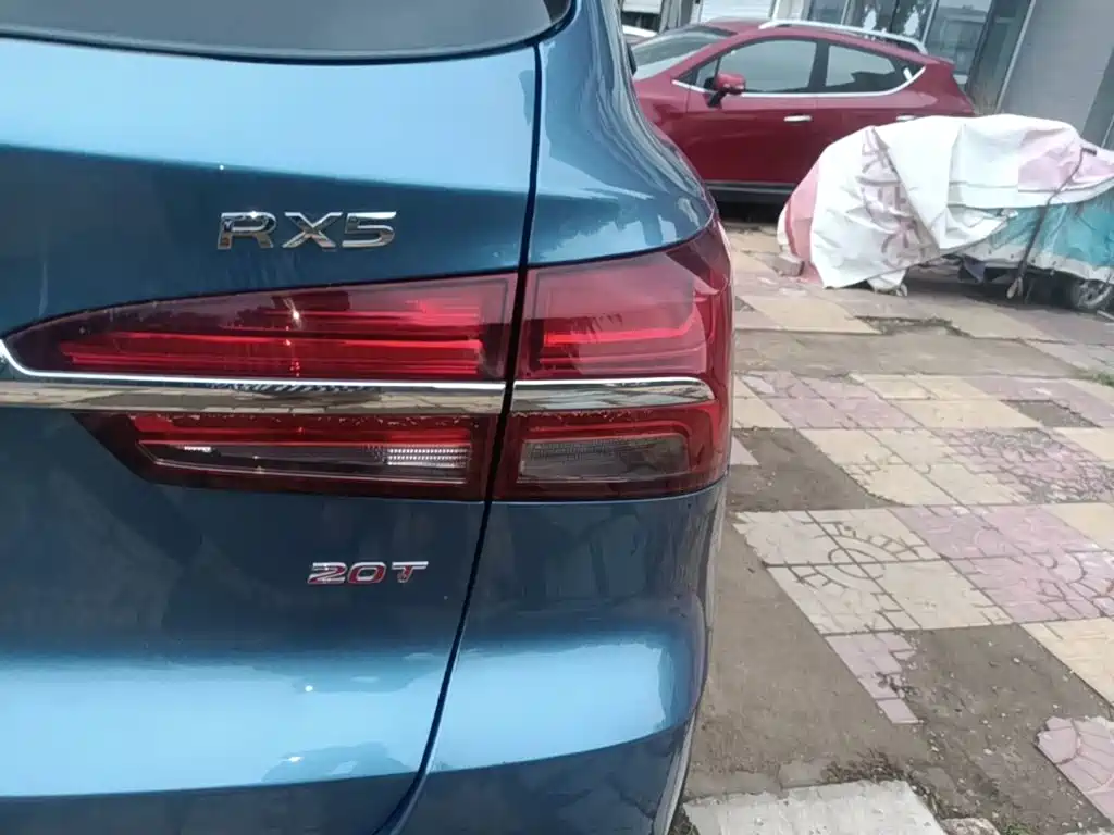 Roewe RX5 — миниатюра 8