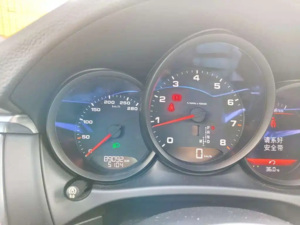 Porsche Macan — миниатюра 9