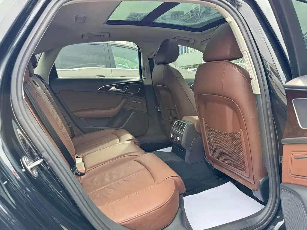 Audi A6L — миниатюра 6