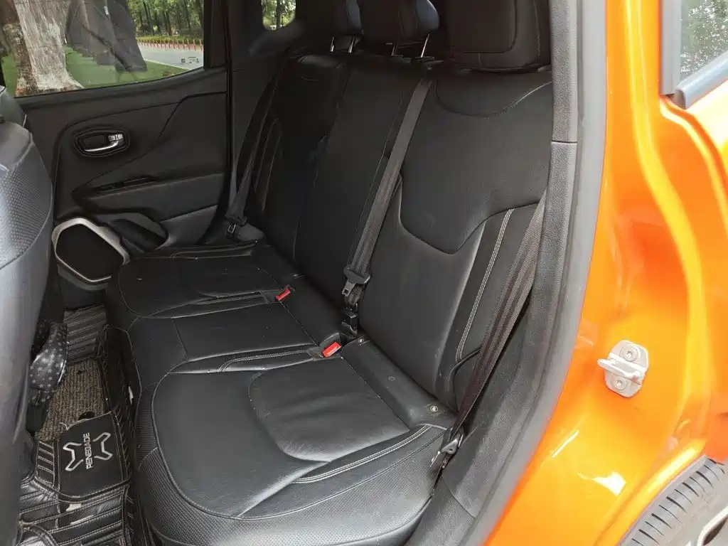 Jeep Renegade — миниатюра 18