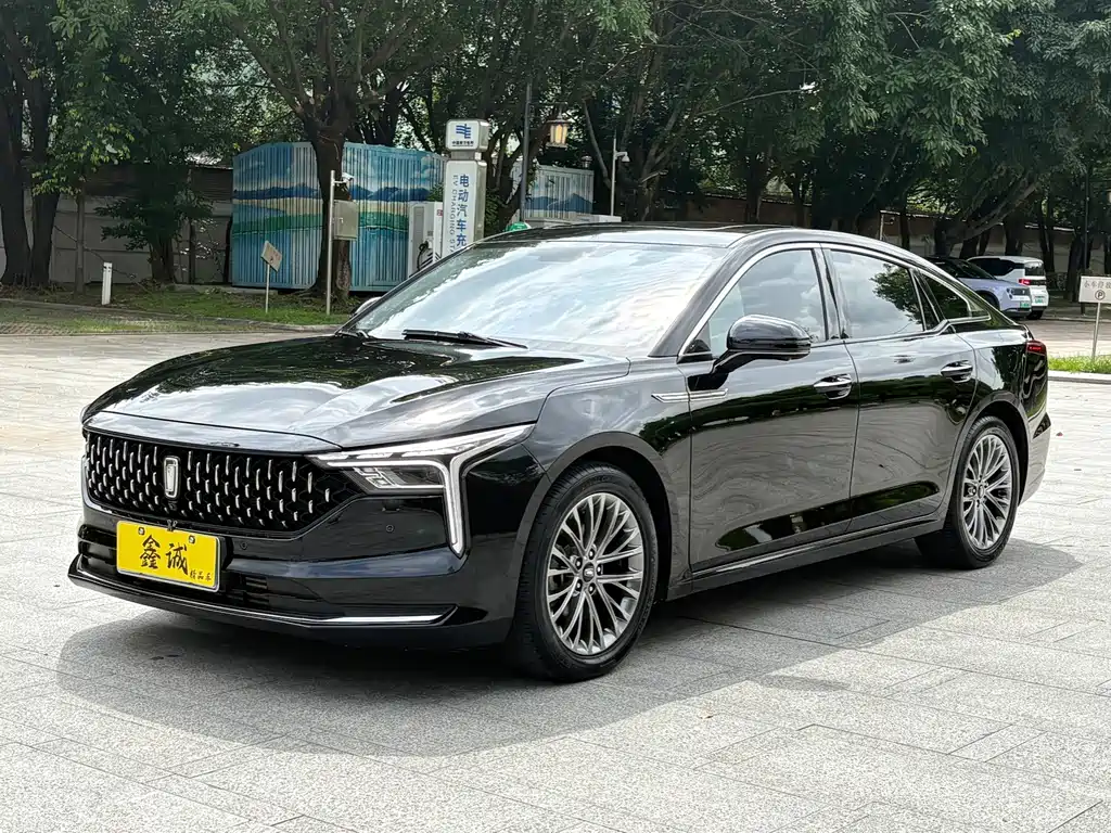 2023 Bestune B70 - zdjęcie 1 z 31