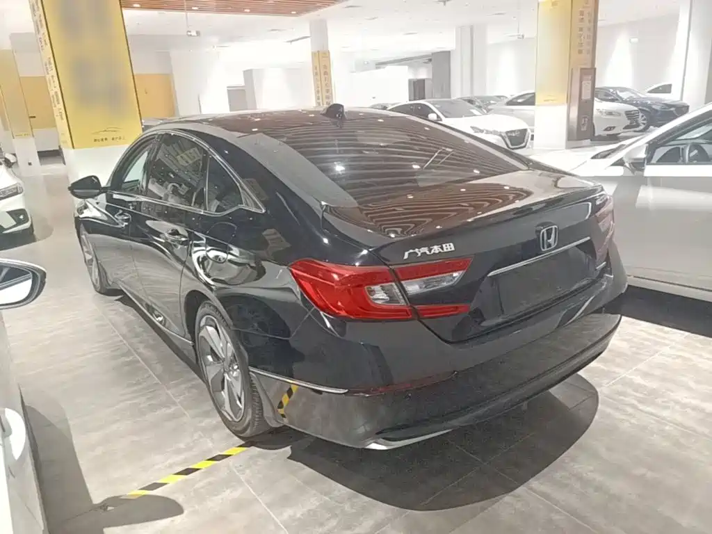 Honda Accord 2018 2.0L VI