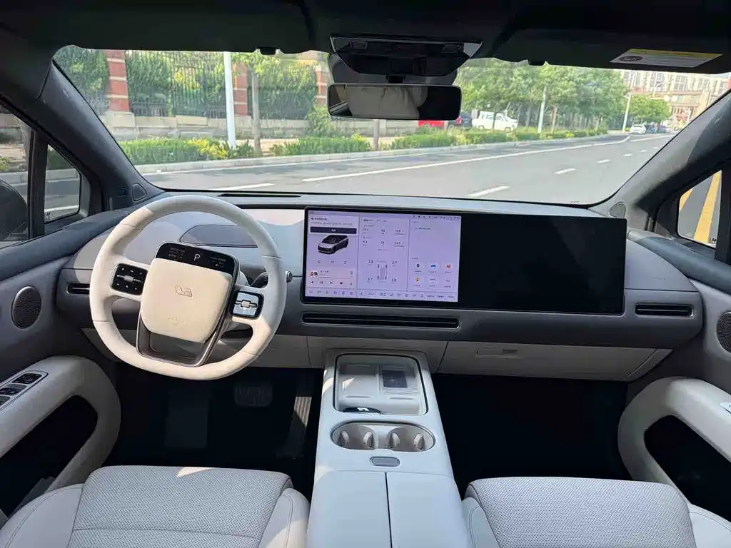 Li Auto i6 2025 Standard