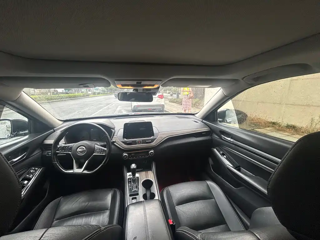 Nissan Teana — миниатюра 7