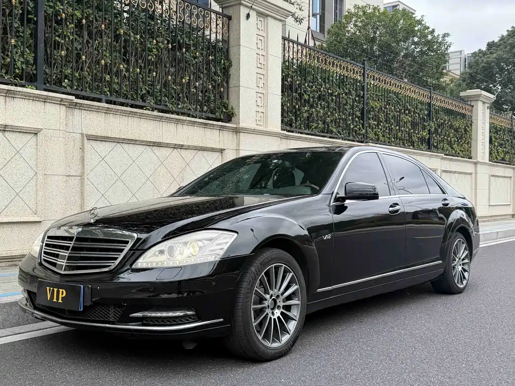 Mercedes-Benz S-Class 2007