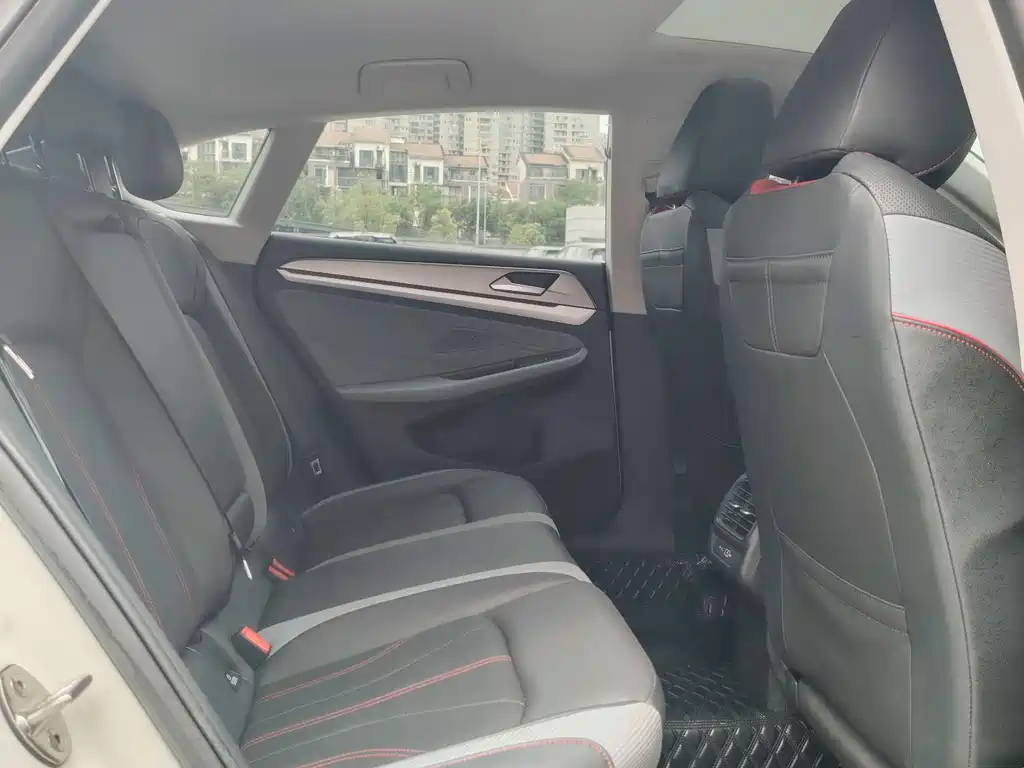 Volkswagen Lamando — миниатюра 6