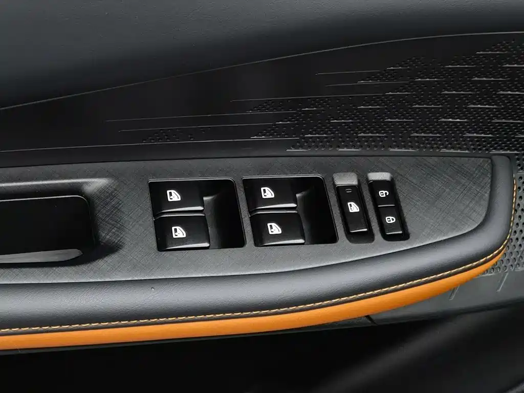 Changan UNI-V — миниатюра 9