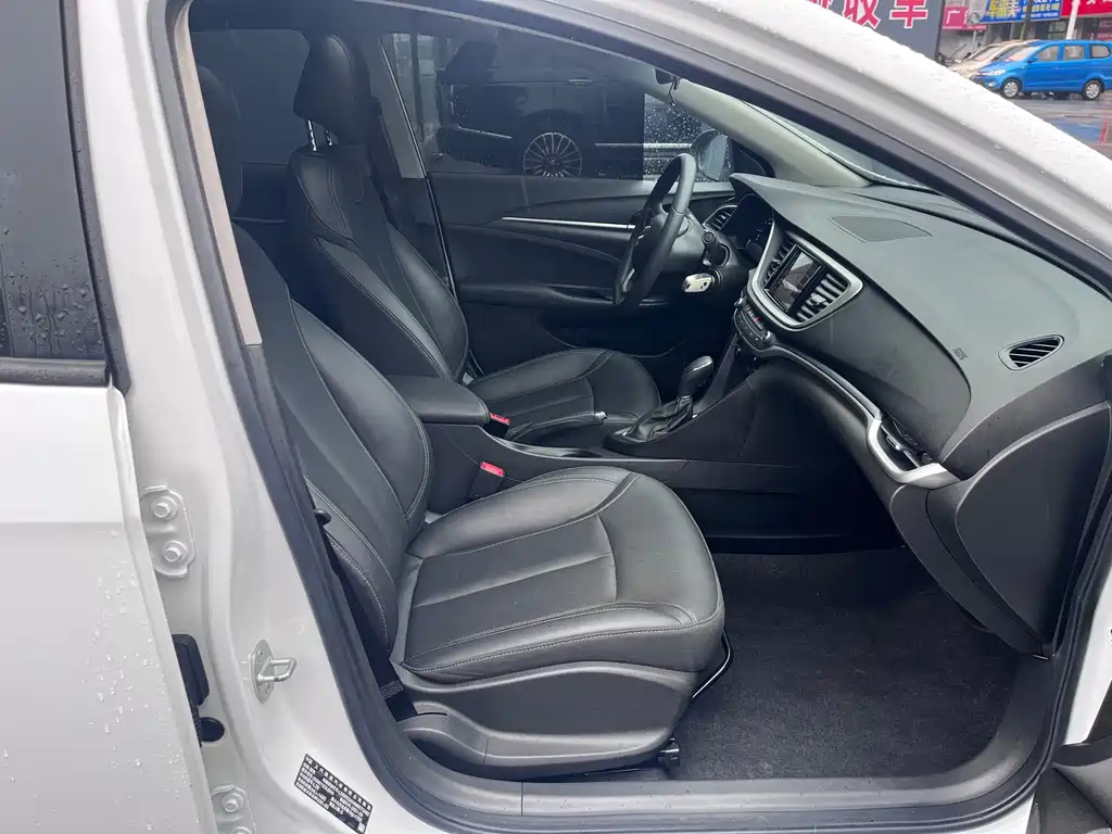 Buick Excelle — миниатюра 8