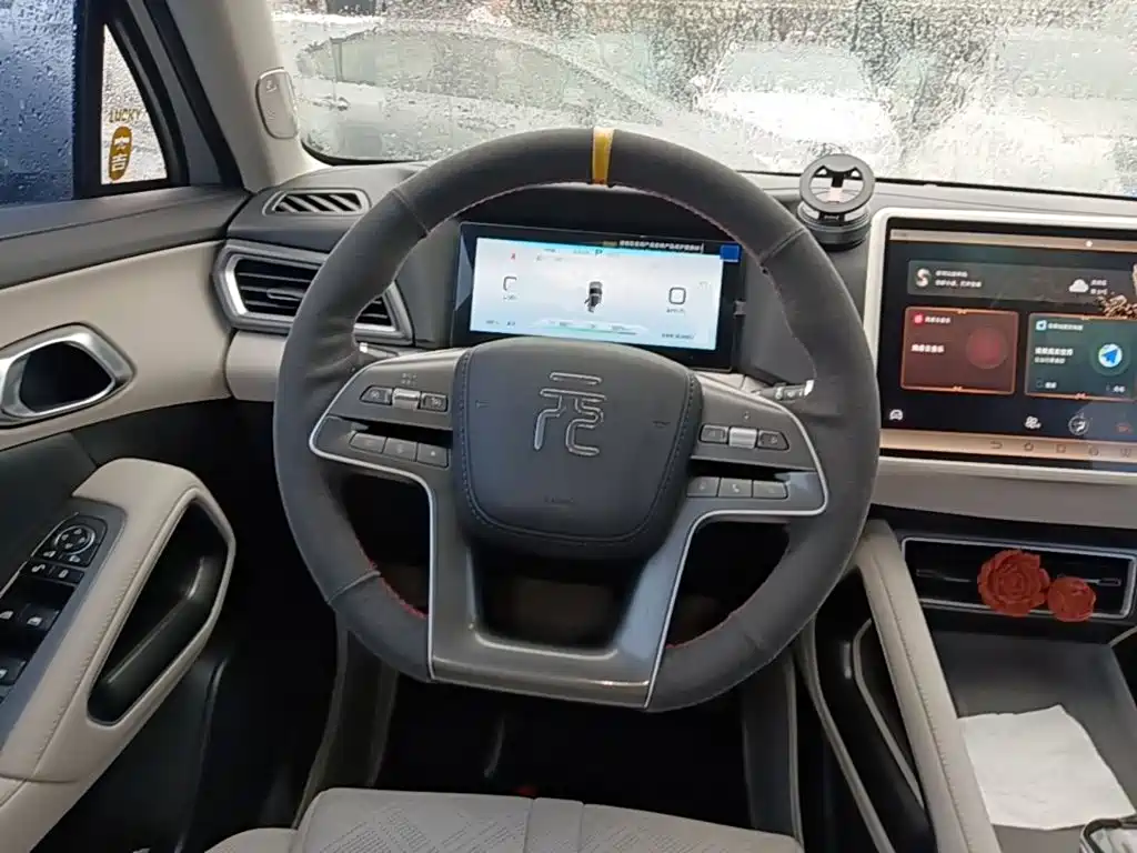 BYD Yuan UP — миниатюра 11