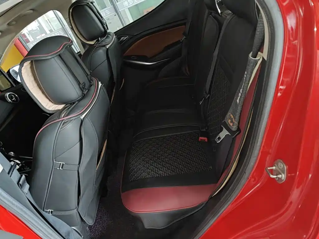 BYD Yuan — миниатюра 17