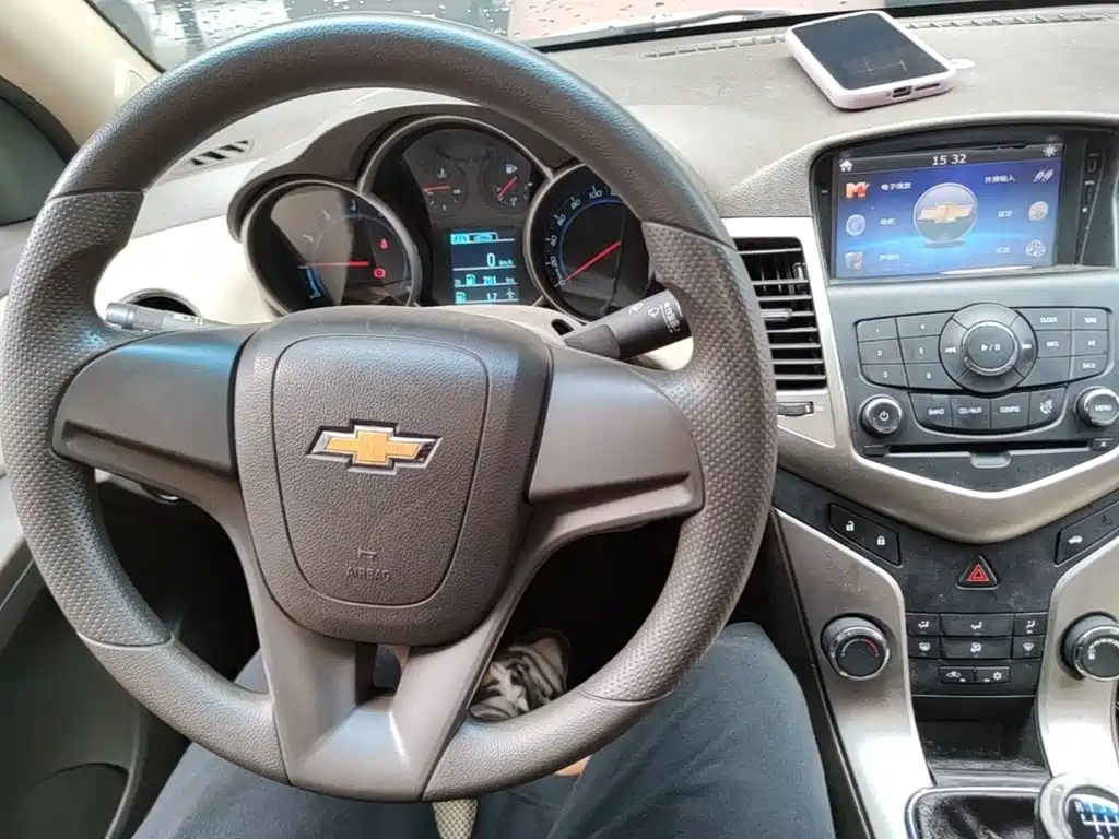 Chevrolet Cruze 2015 1.5L SL MT