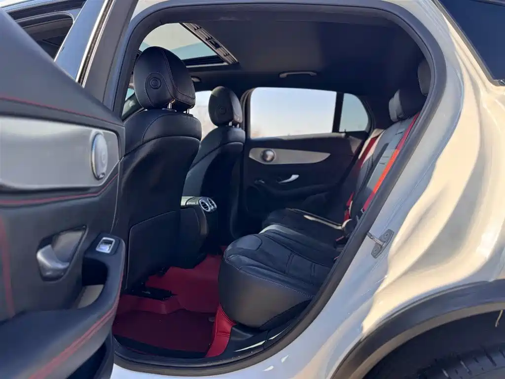 MERCEDES-BENZ GLC COUPE AMG