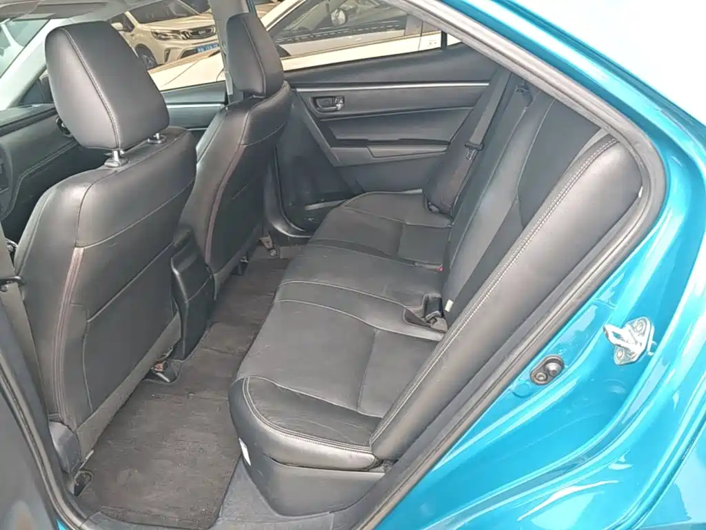 Toyota Levin Twin Engine E+ — миниатюра 17