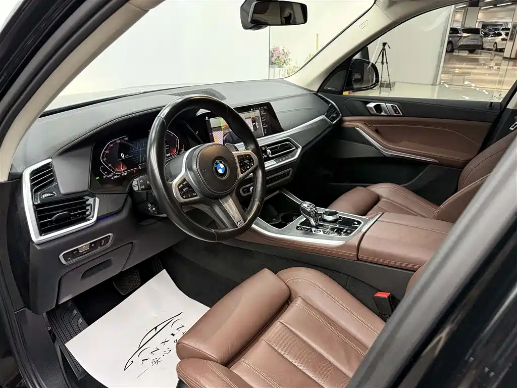 BMW X5 2022 xDrive40i M Sport