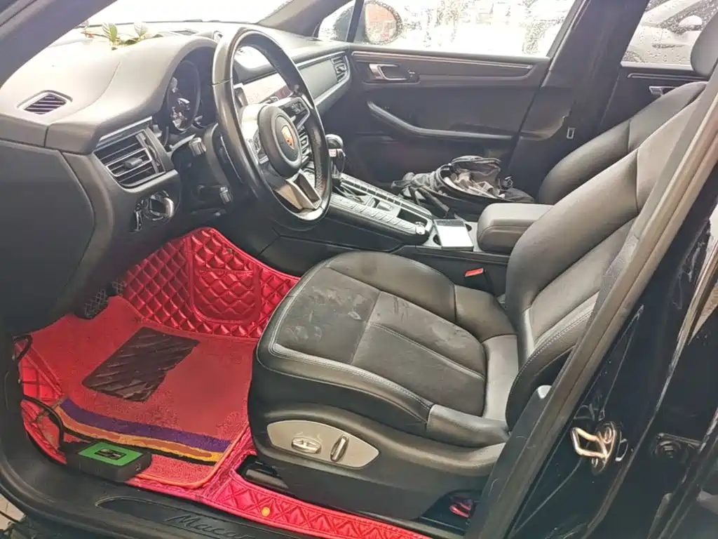 Porsche Macan — миниатюра 15