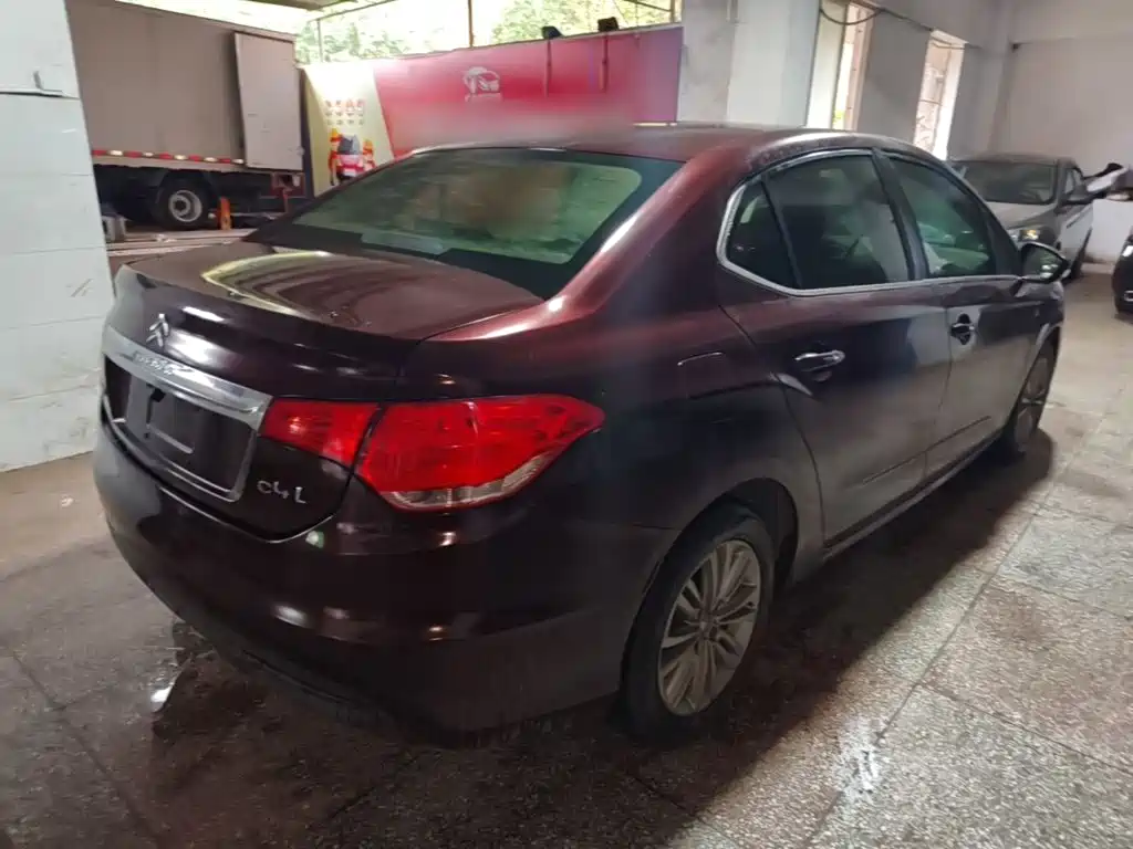 Citroen C4L — миниатюра 7