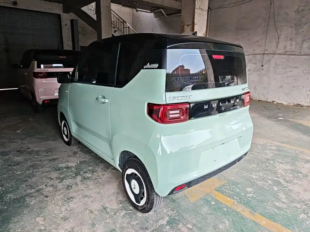 Wuling MINIEV — миниатюра 5