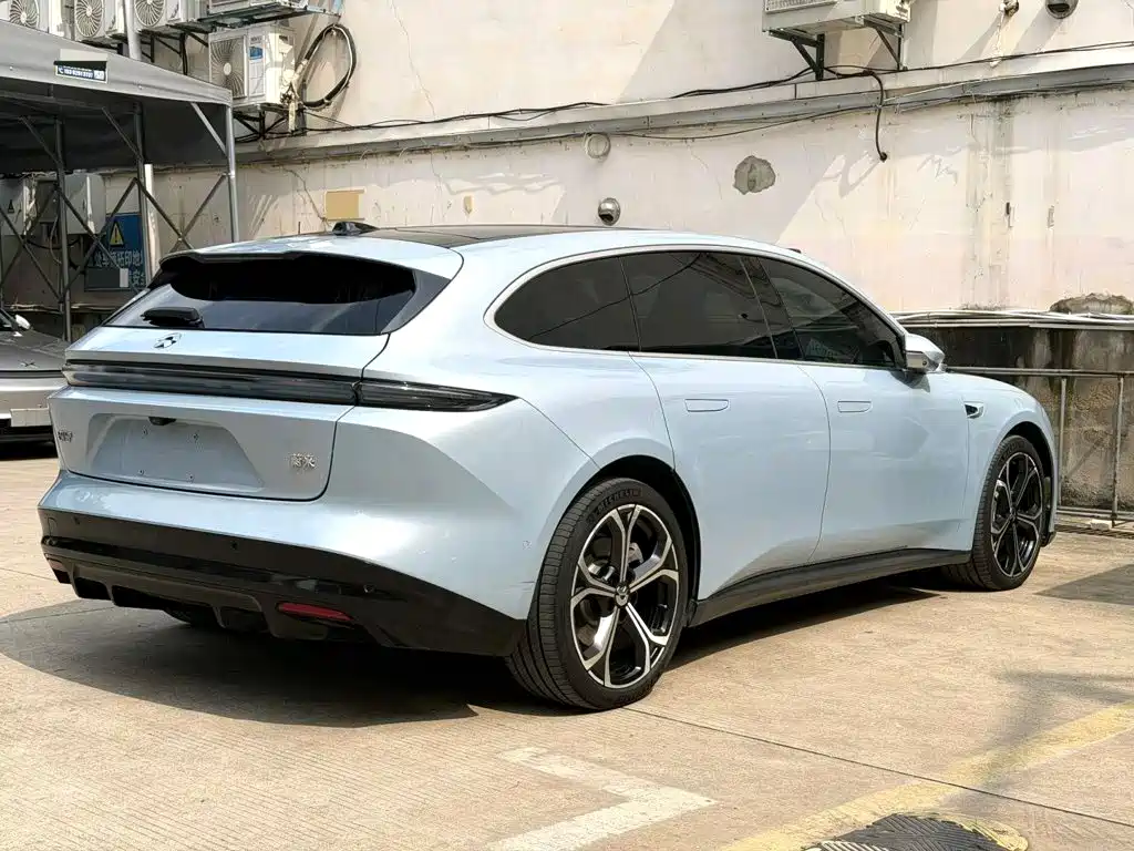 NIO ET5T — миниатюра 3