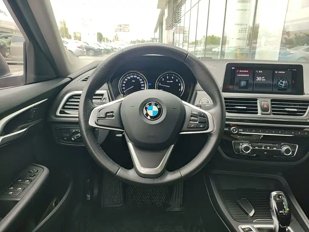 BMW 1 Series — миниатюра 11