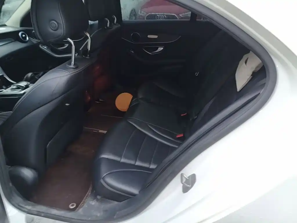 Mercedes-Benz C-Class — миниатюра 17