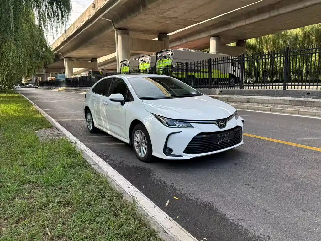 Toyota Corolla — миниатюра 2