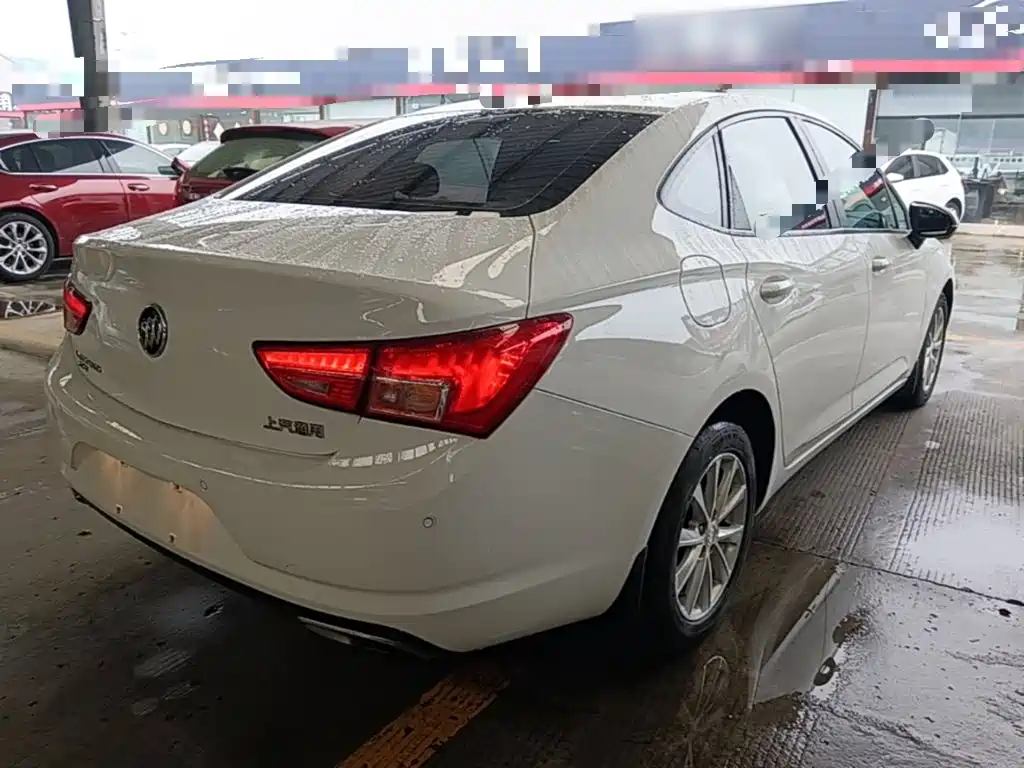 Buick Verano — миниатюра 7