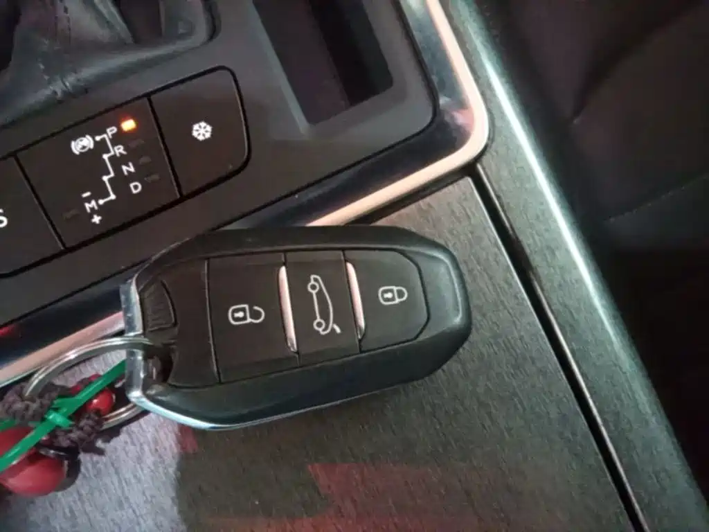 Citroen C6 — миниатюра 9