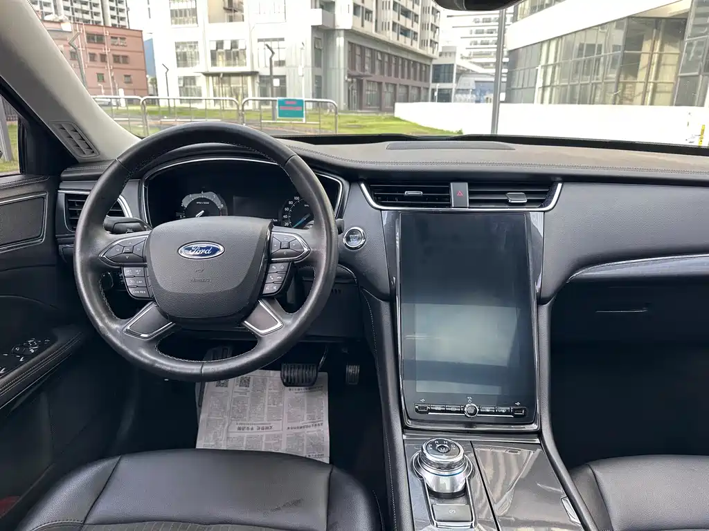 Ford Taurus — миниатюра 9