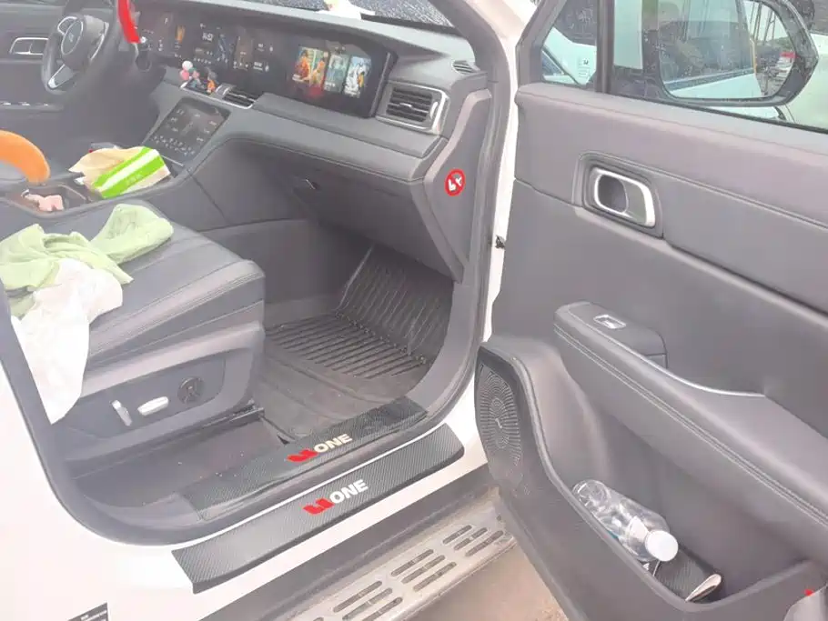 Li Auto Li ONE — миниатюра 8