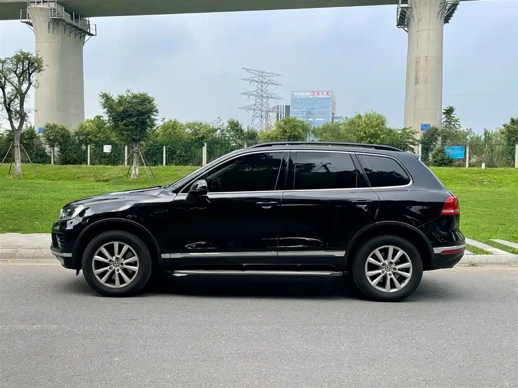 Volkswagen Touareg 2016 3.0TSI