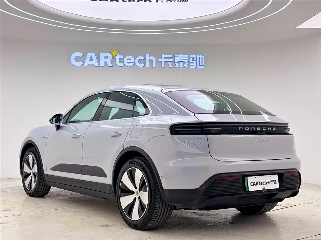 PORSCHE MACAN NEW ENERGY