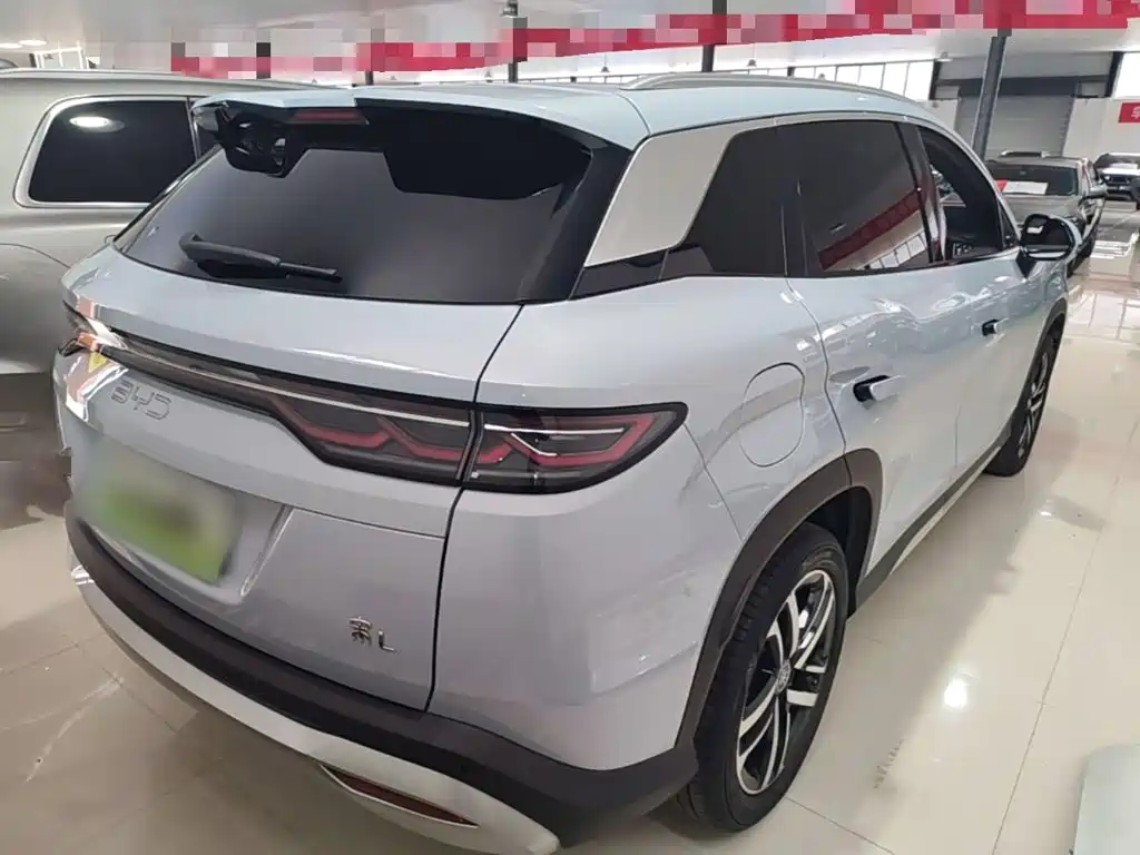 BYD L DM-i — миниатюра 7