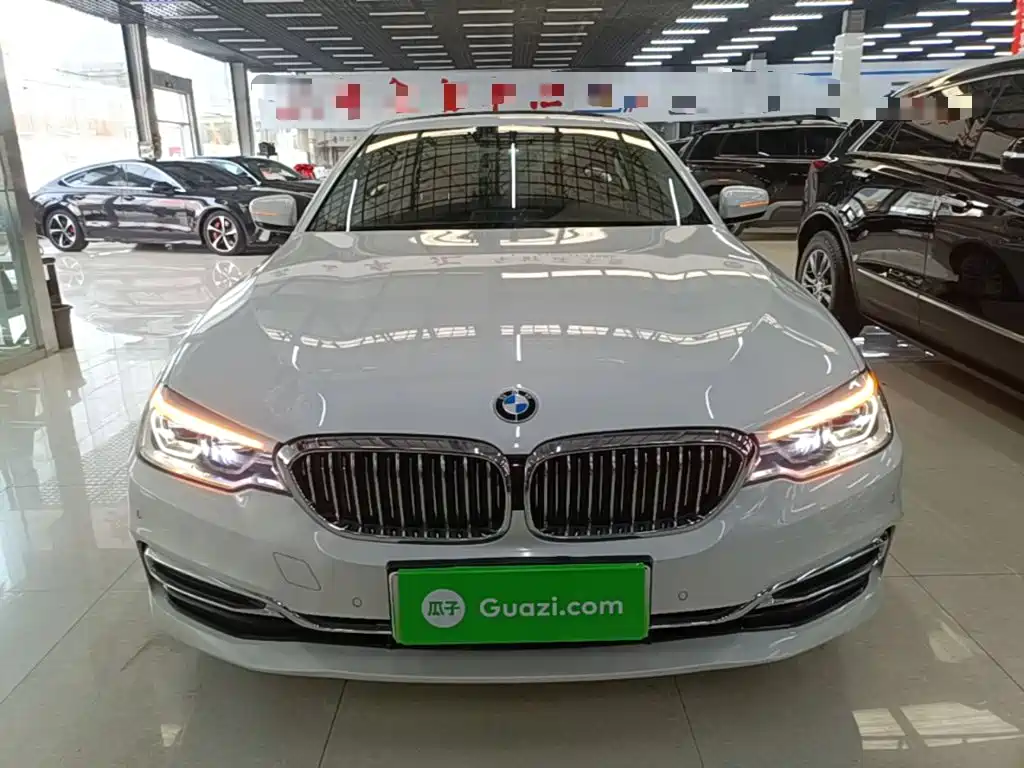 BMW 5 Series New Energy — миниатюра 3