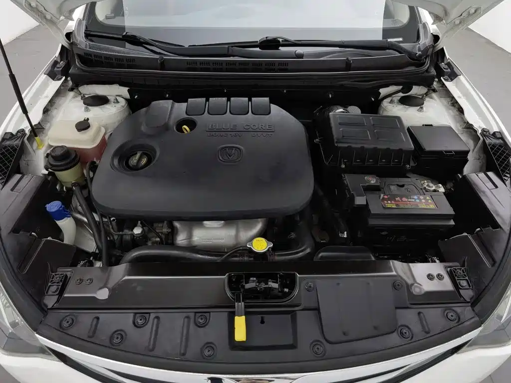 Changan Eado XT — миниатюра 6