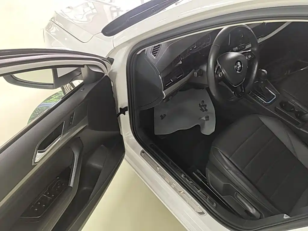 Volkswagen Lavida Pure Electric — миниатюра 16