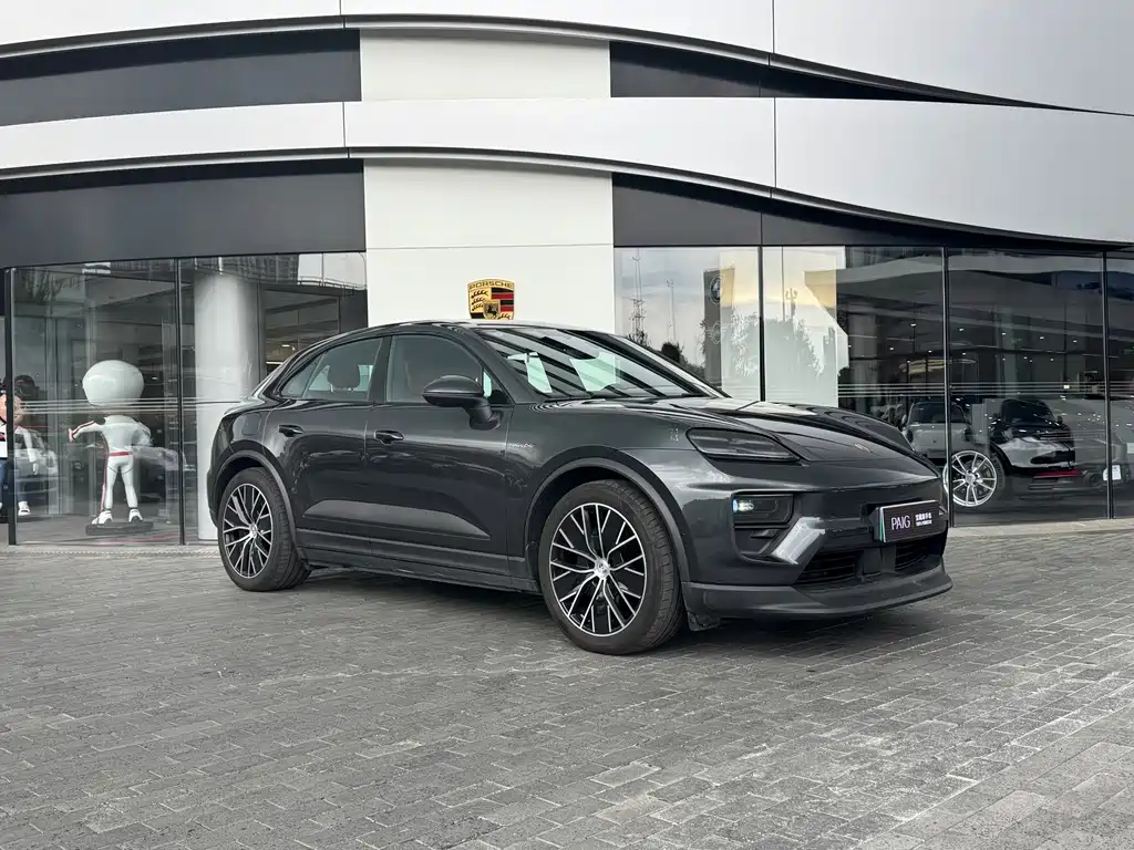 Porsche Macan EV — миниатюра 3