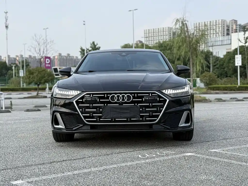 Audi A7L 2024 45TFSI S-line