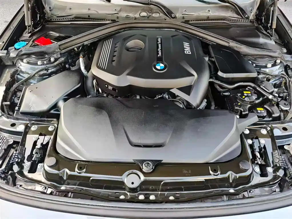 BMW 3 Series GT 3 GT 2019 320i M Sport