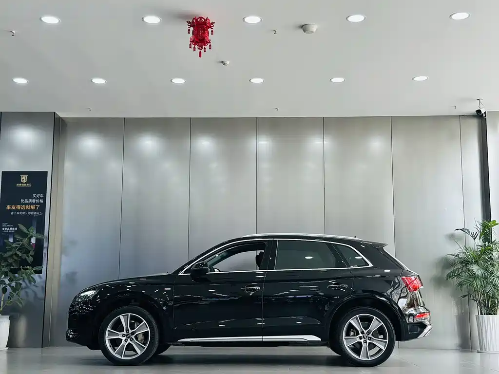 Audi Q5L 2022 45T Luxury