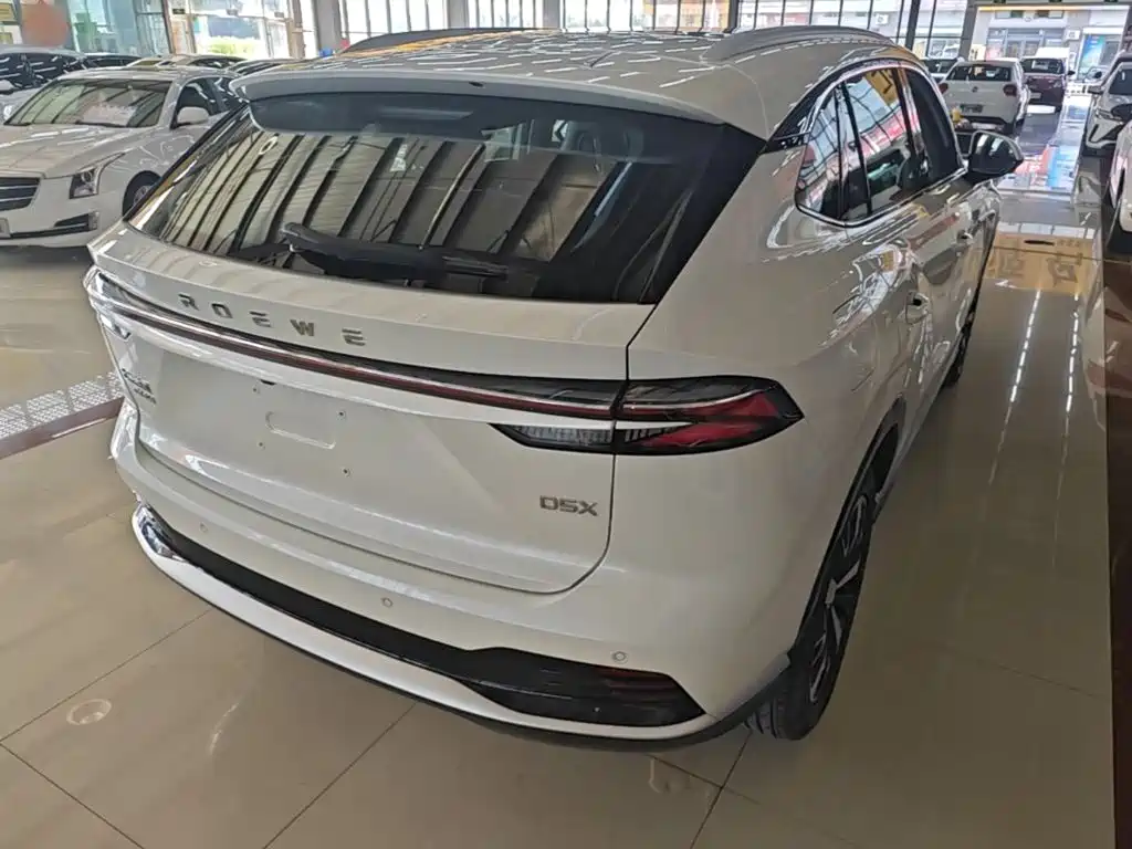 Roewe D5X DMH — миниатюра 7