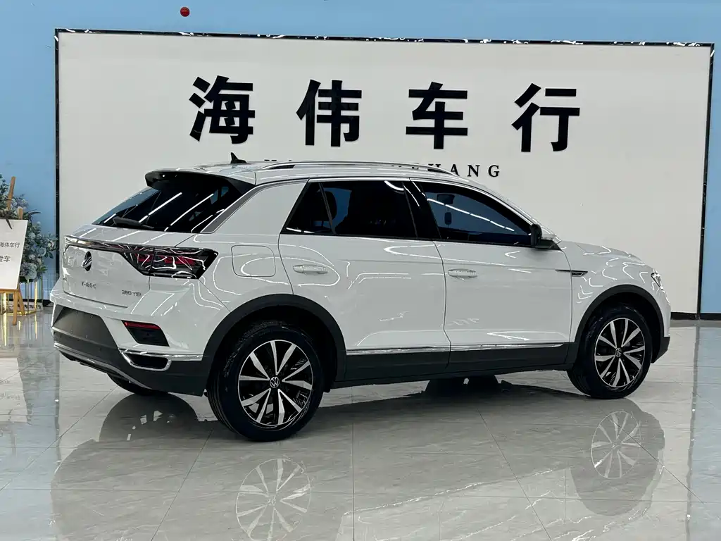 Volkswagen T-Roc 2023 280TSI DSG