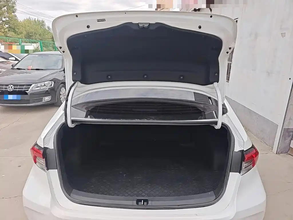 Toyota Corolla — миниатюра 19