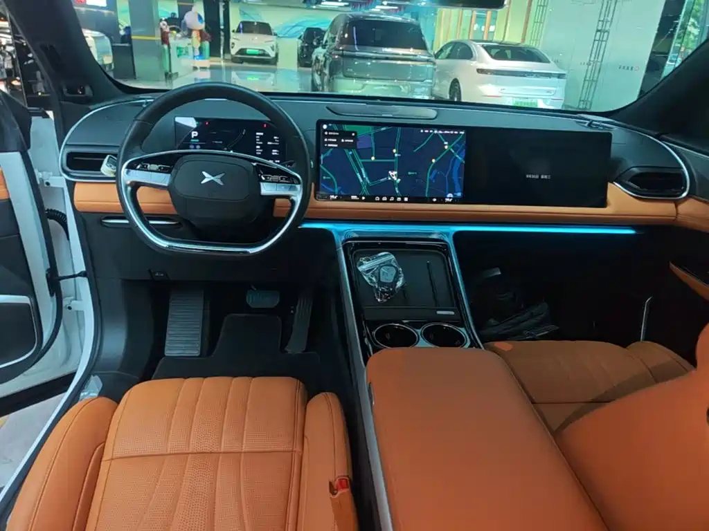 XPeng G9 — миниатюра 10
