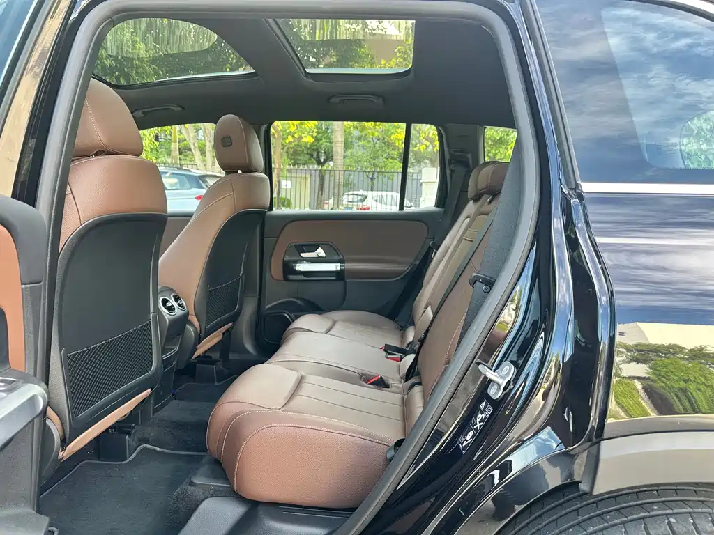 Mercedes-Benz GLB 2024 GLB 220