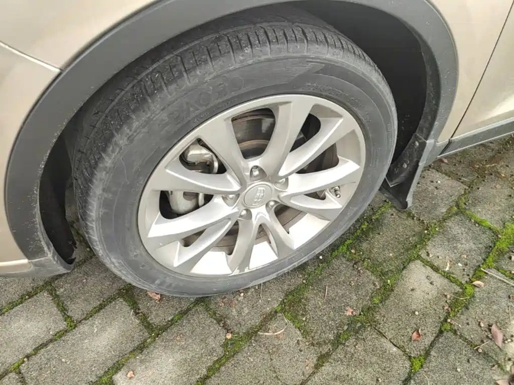Geely Emgrand GS — миниатюра 23