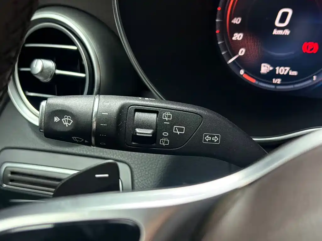 Mercedes-Benz GLC — миниатюра 14